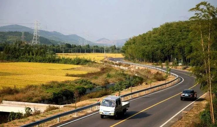 农村交通基础设施提升策略，构建现代化农村交通网络，农村交通基础设施提升策略，构建现代化农村交通网络新篇章